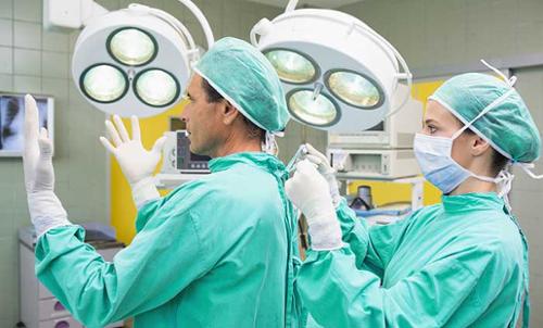 Specialty Spotlight: Surgical Nurse Practitioners