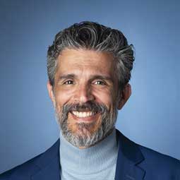 Testimonial Portrait